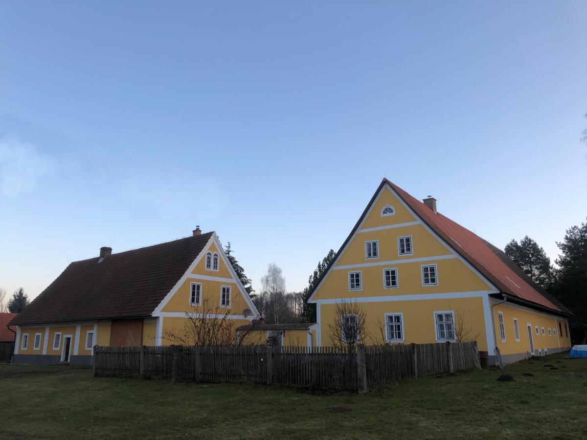 Statek Krinice Eksteriør bilde